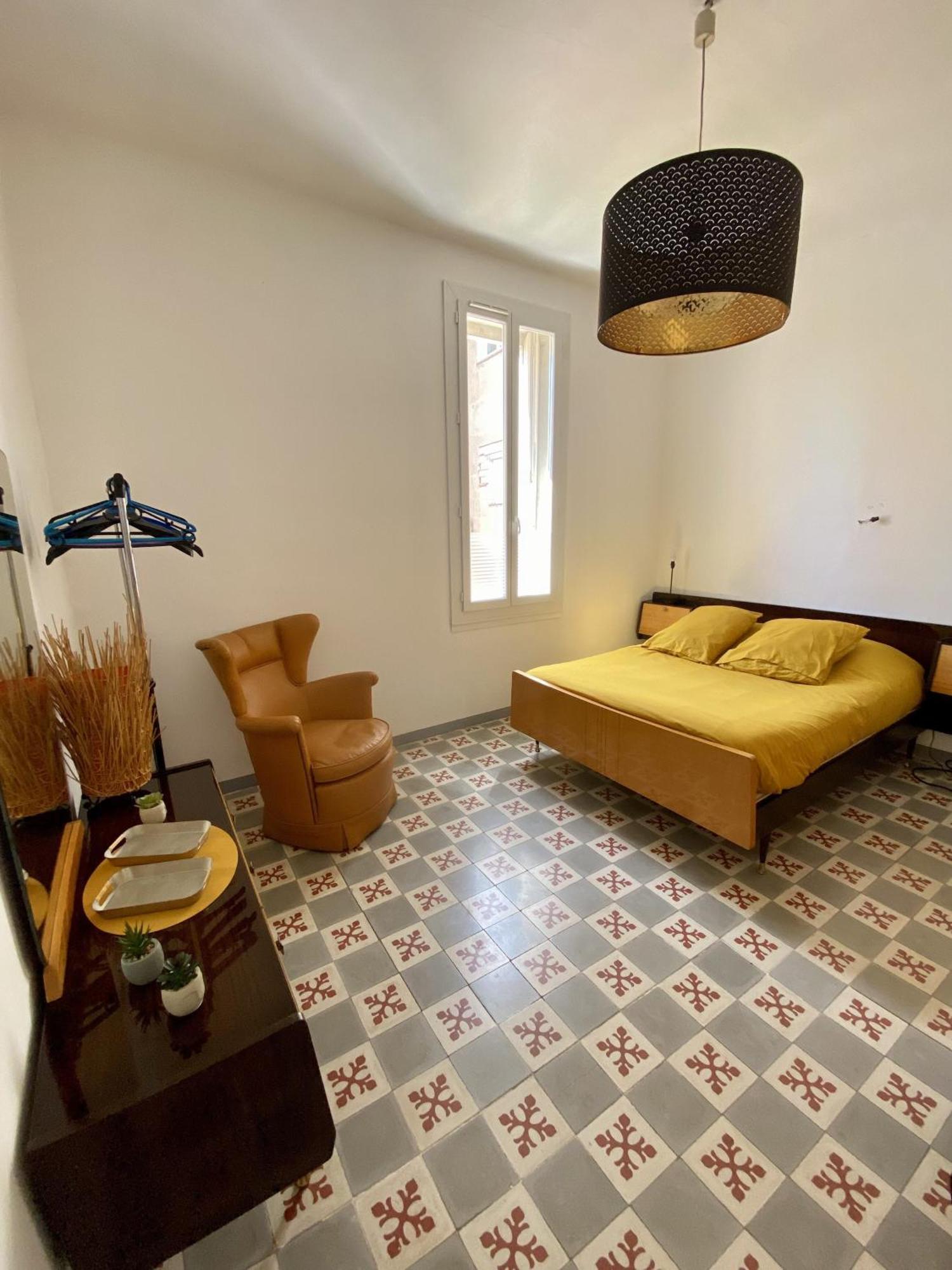 Grand Appartement En Centre Ville Avec Terrasse Perpignan Eksteriør billede